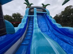 att.9zq 19 FT Blue Lagoon Slide